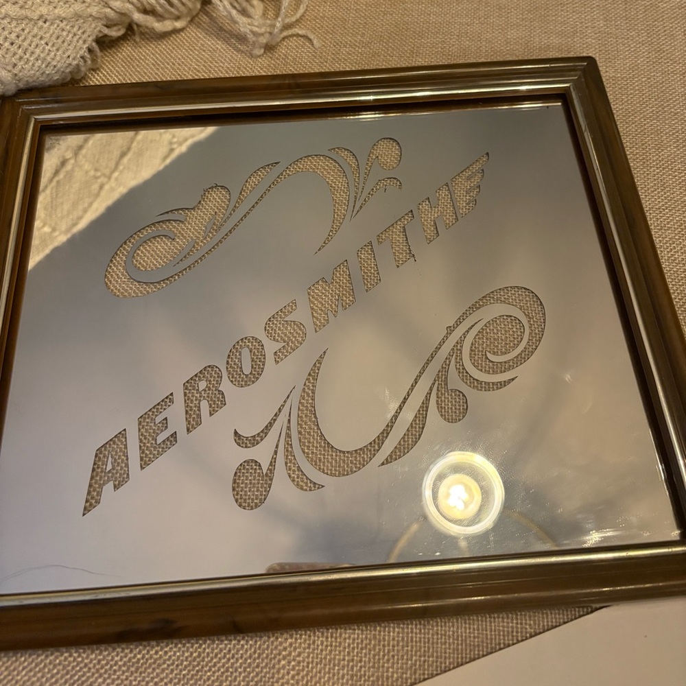 Aerosmith souvenier surrvivor